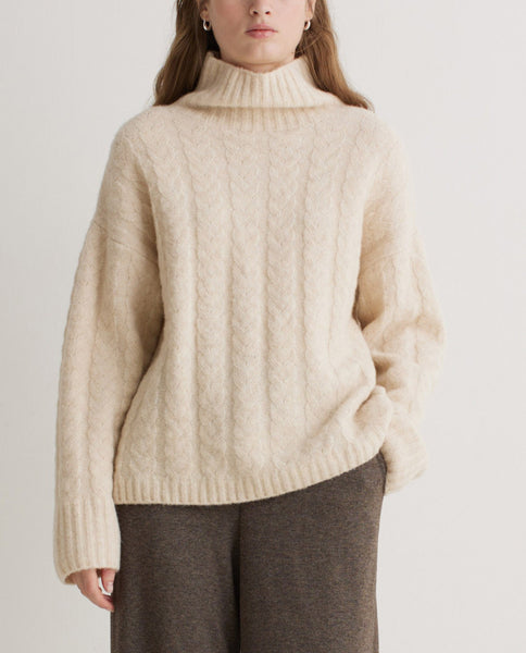 Yerse Cosy Cable Sweater Ecru