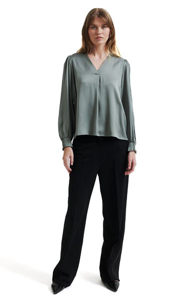 Second Female Agave Silky Blouse