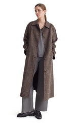 Yerse Long Coat in Brown Checks